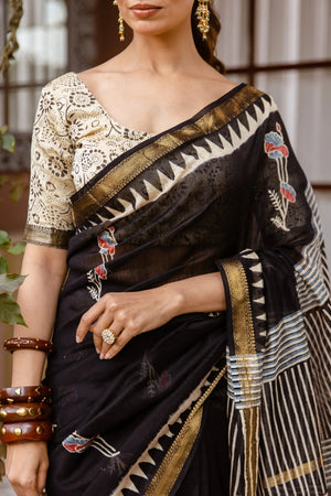 Shyama / 'श्यामा' Sathiraa