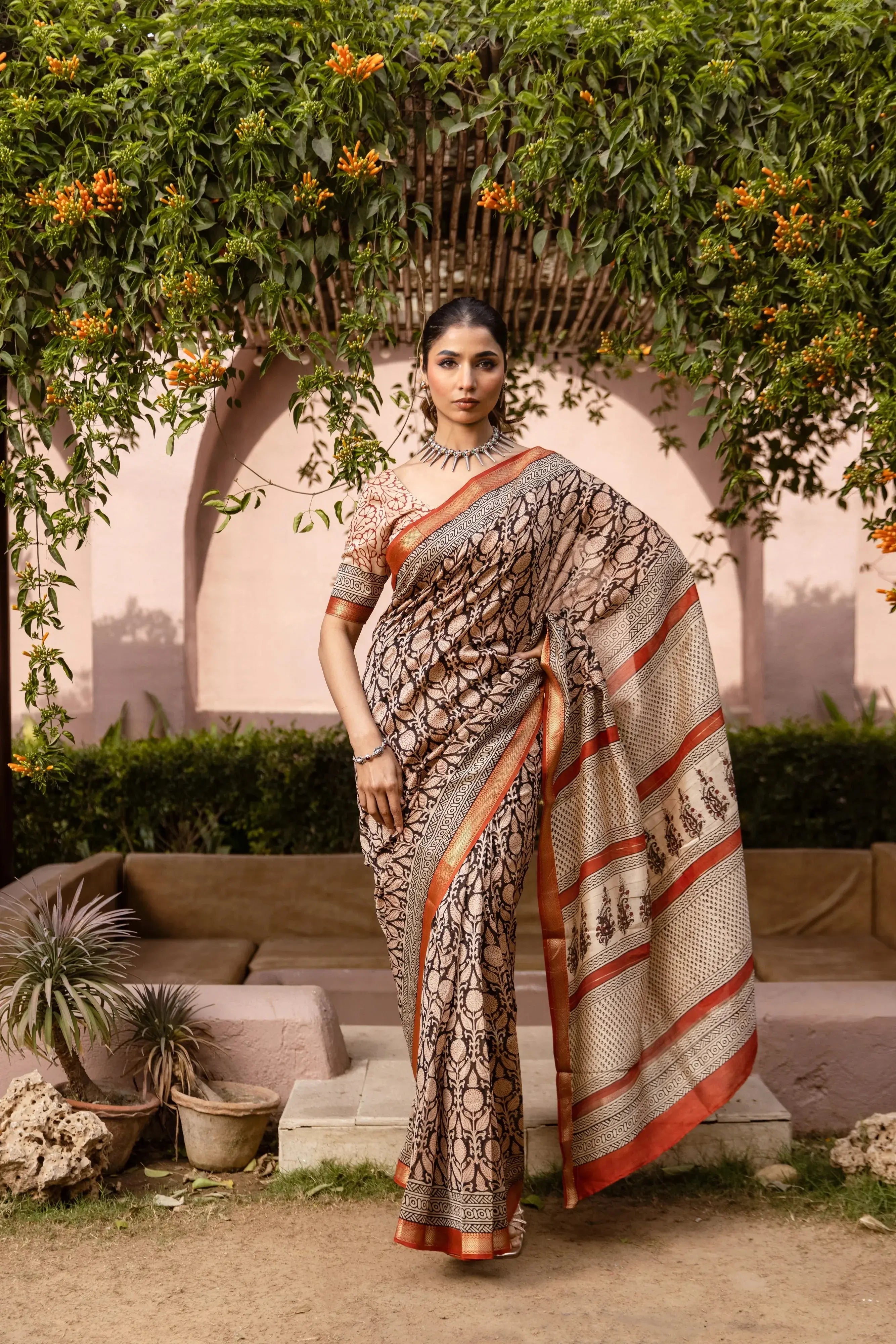 Image of Kanak / 'कनक' Sathiraa