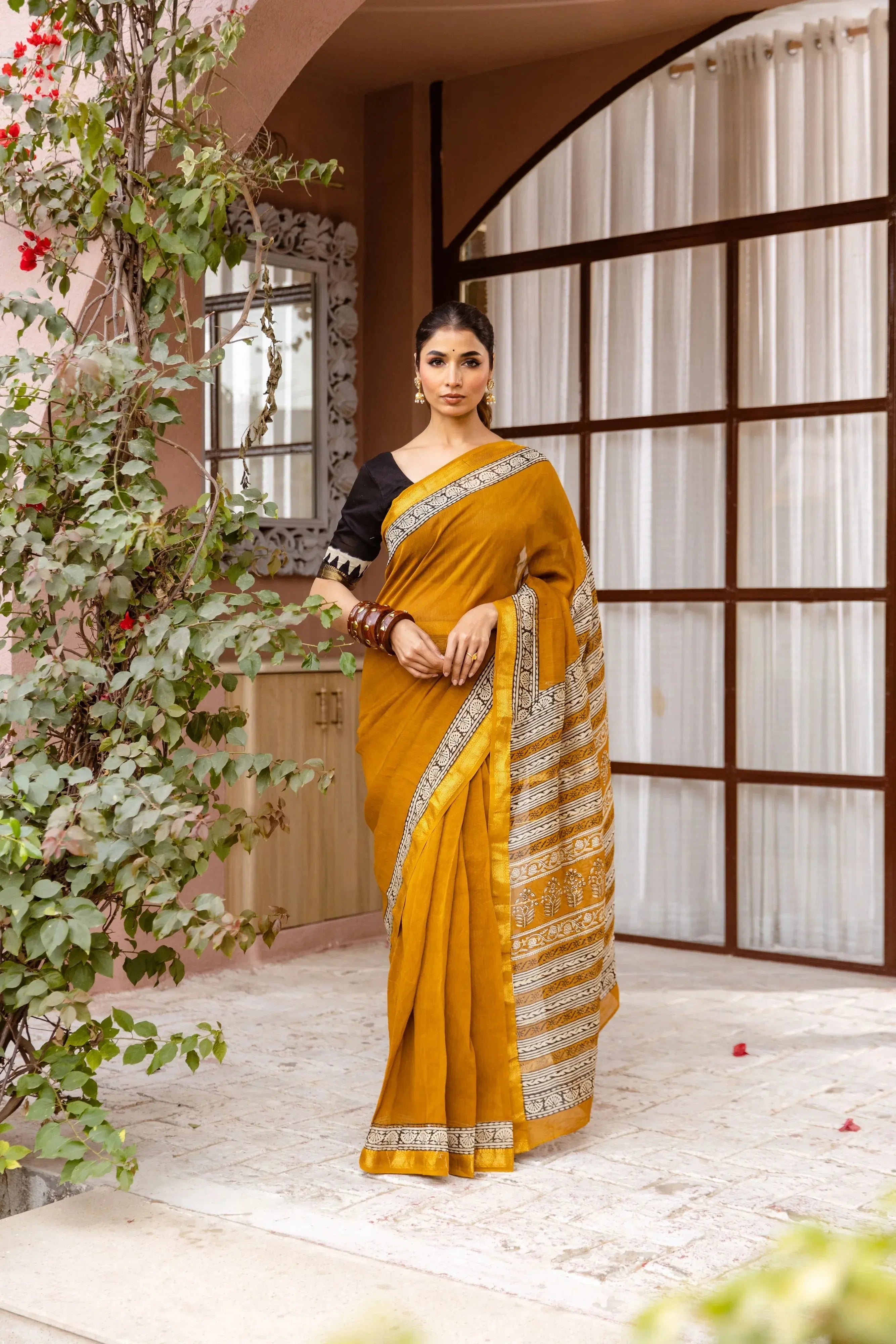 Image of Saanjh / 'साँझ' Sathiraa
