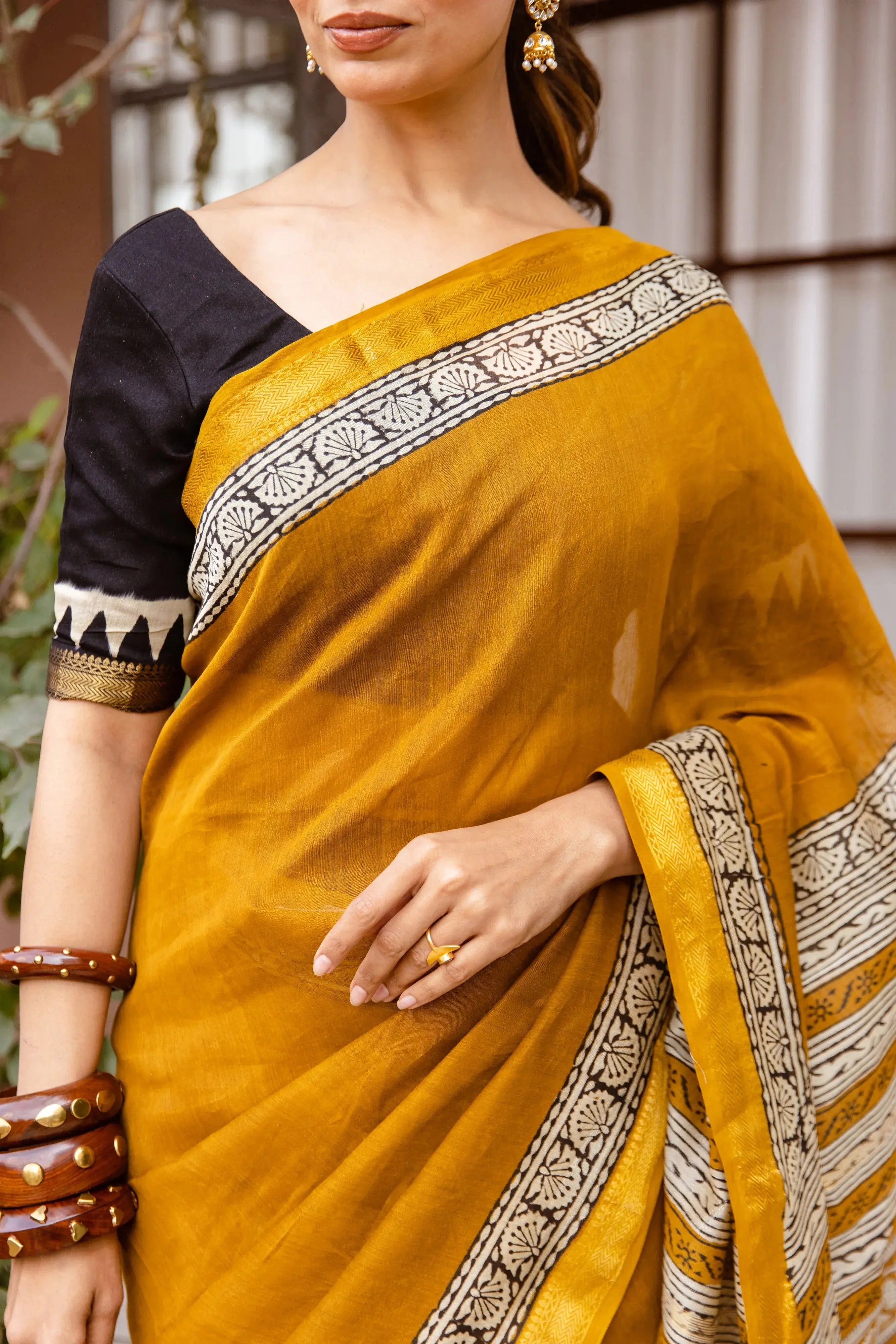 Image of Saanjh / 'साँझ' Sathiraa