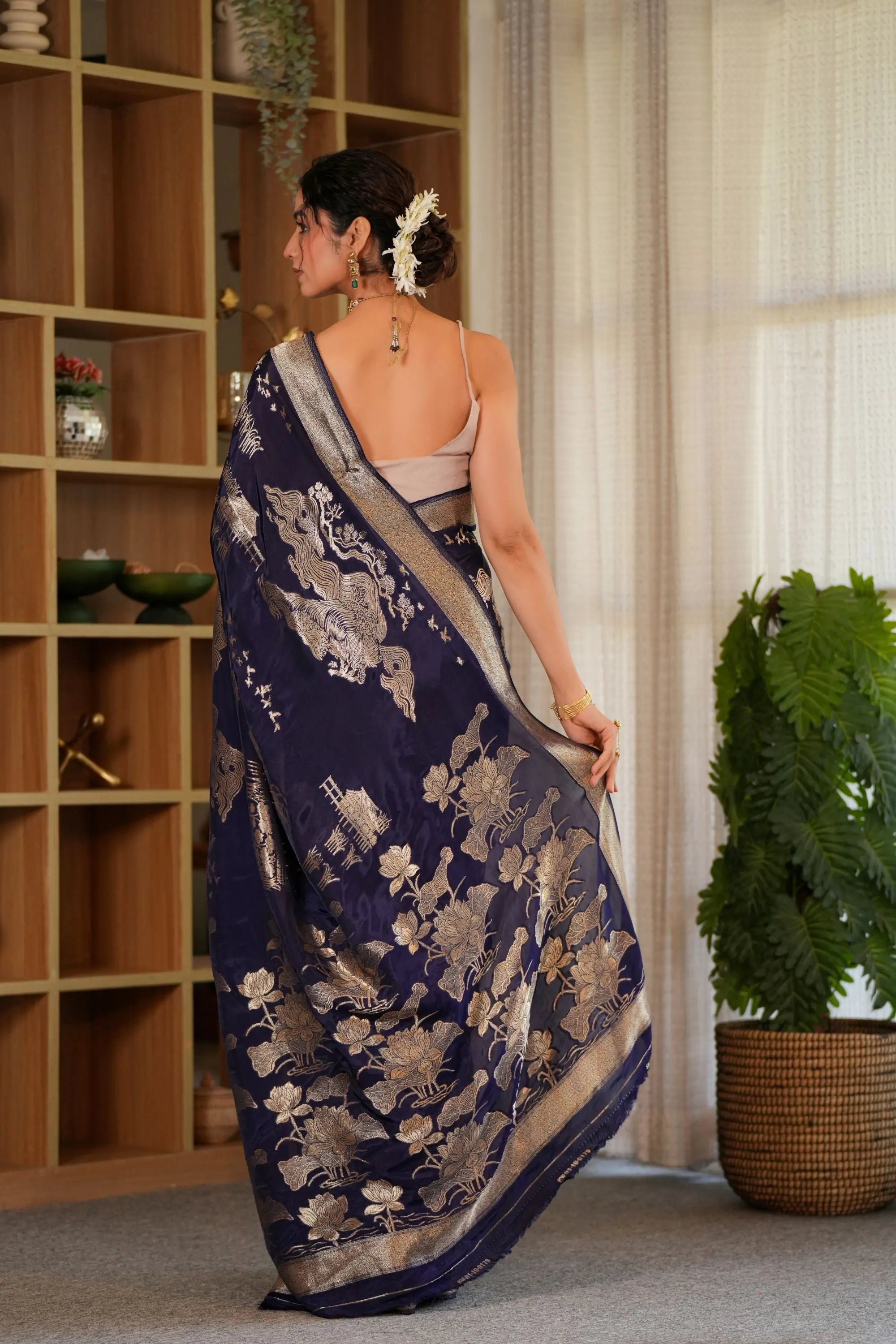 Image of Vanya Sathiraa Sarees