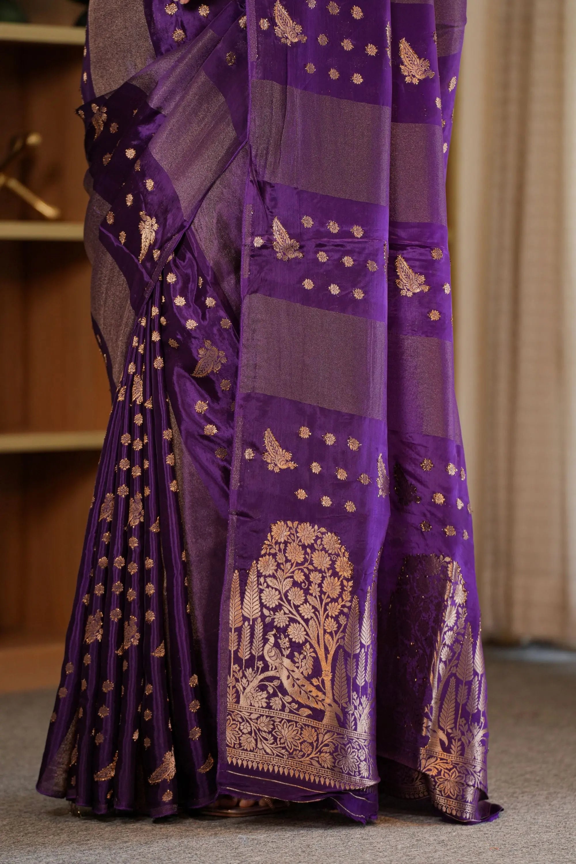 Image of Iara: Silk blend saree with contrast blouse piece Sathiraa Sarees