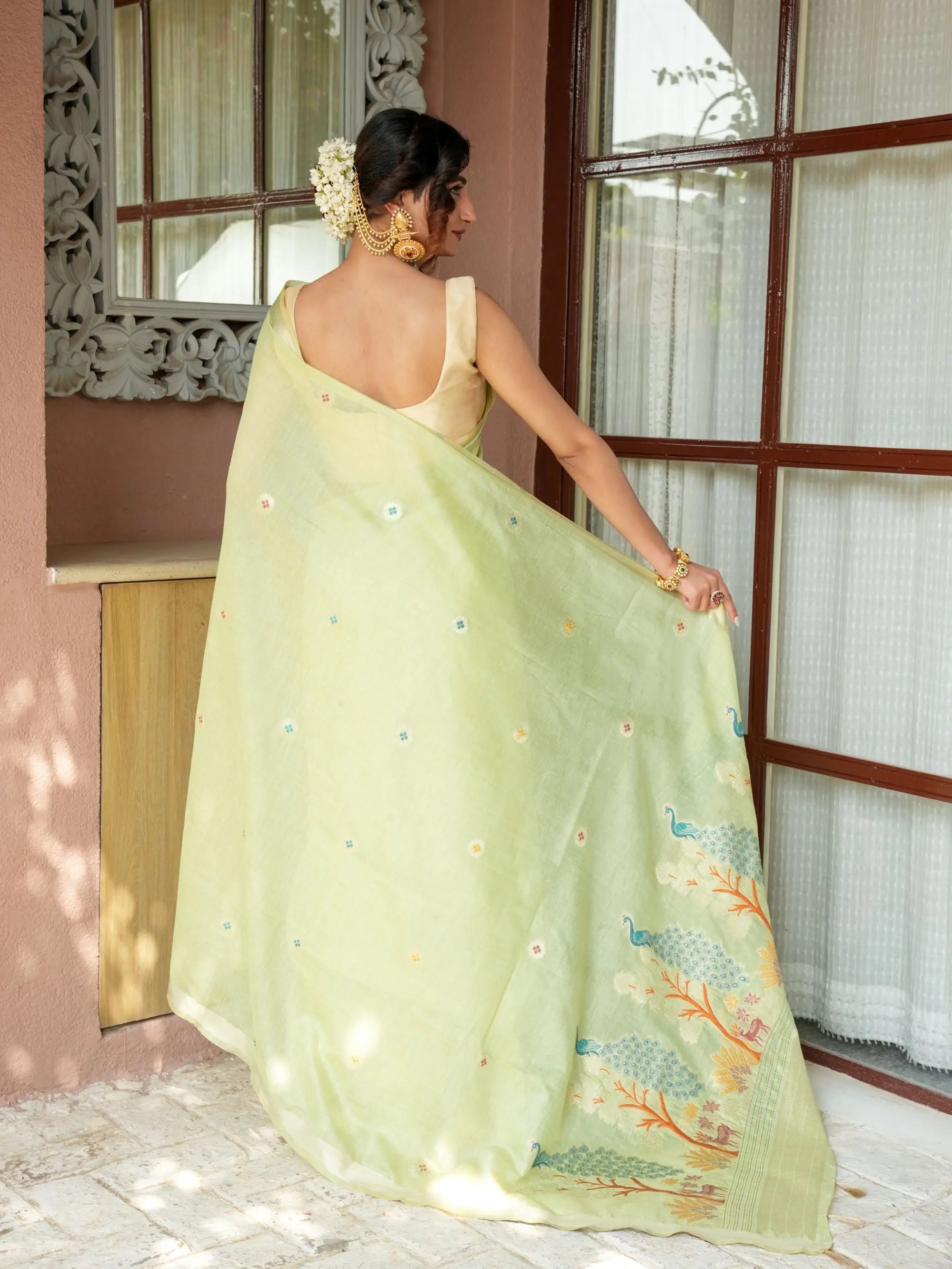 Image of Vaidehi Sathiraa Sarees