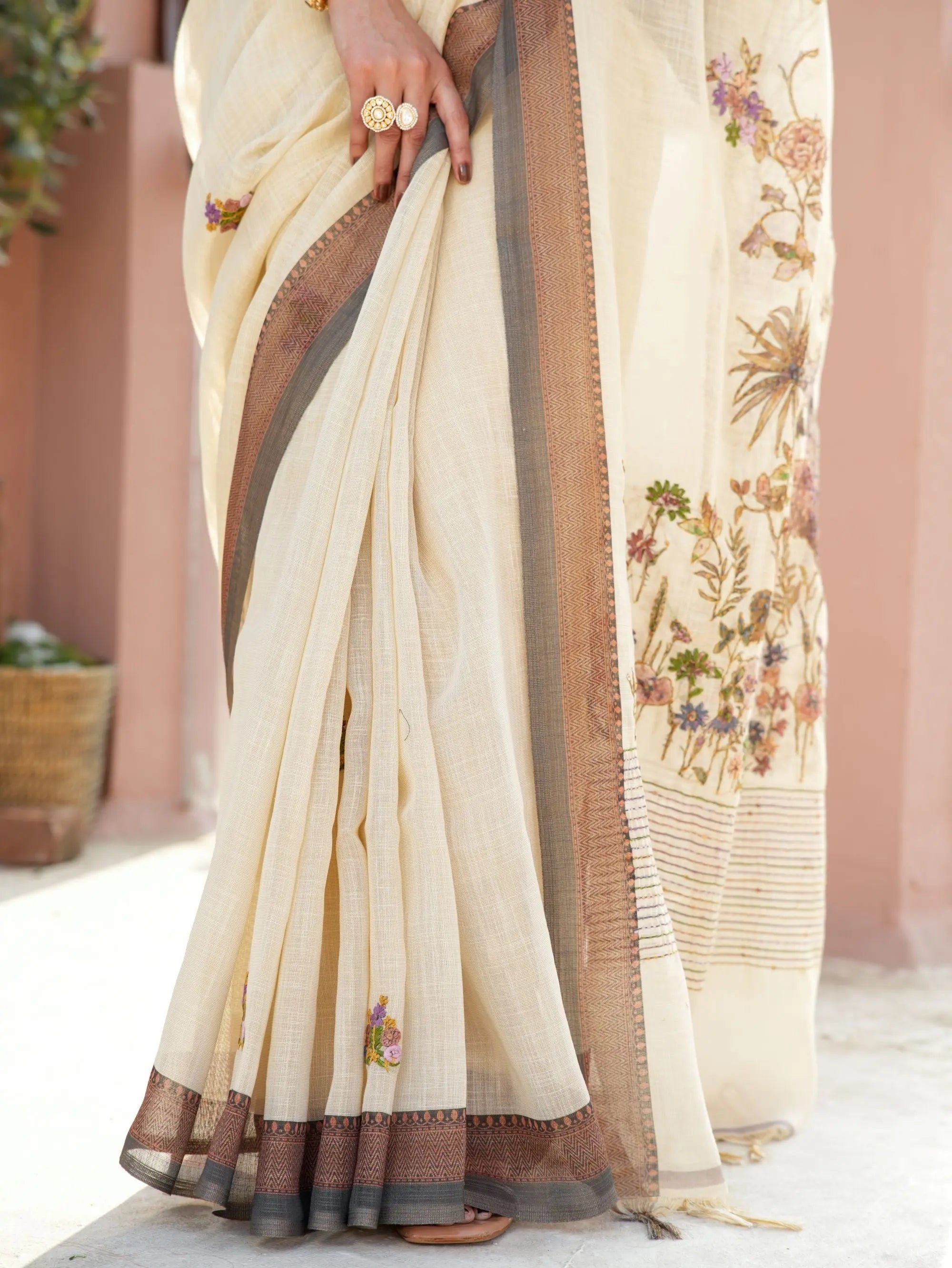 Image of Kanchana Sathiraa Sarees