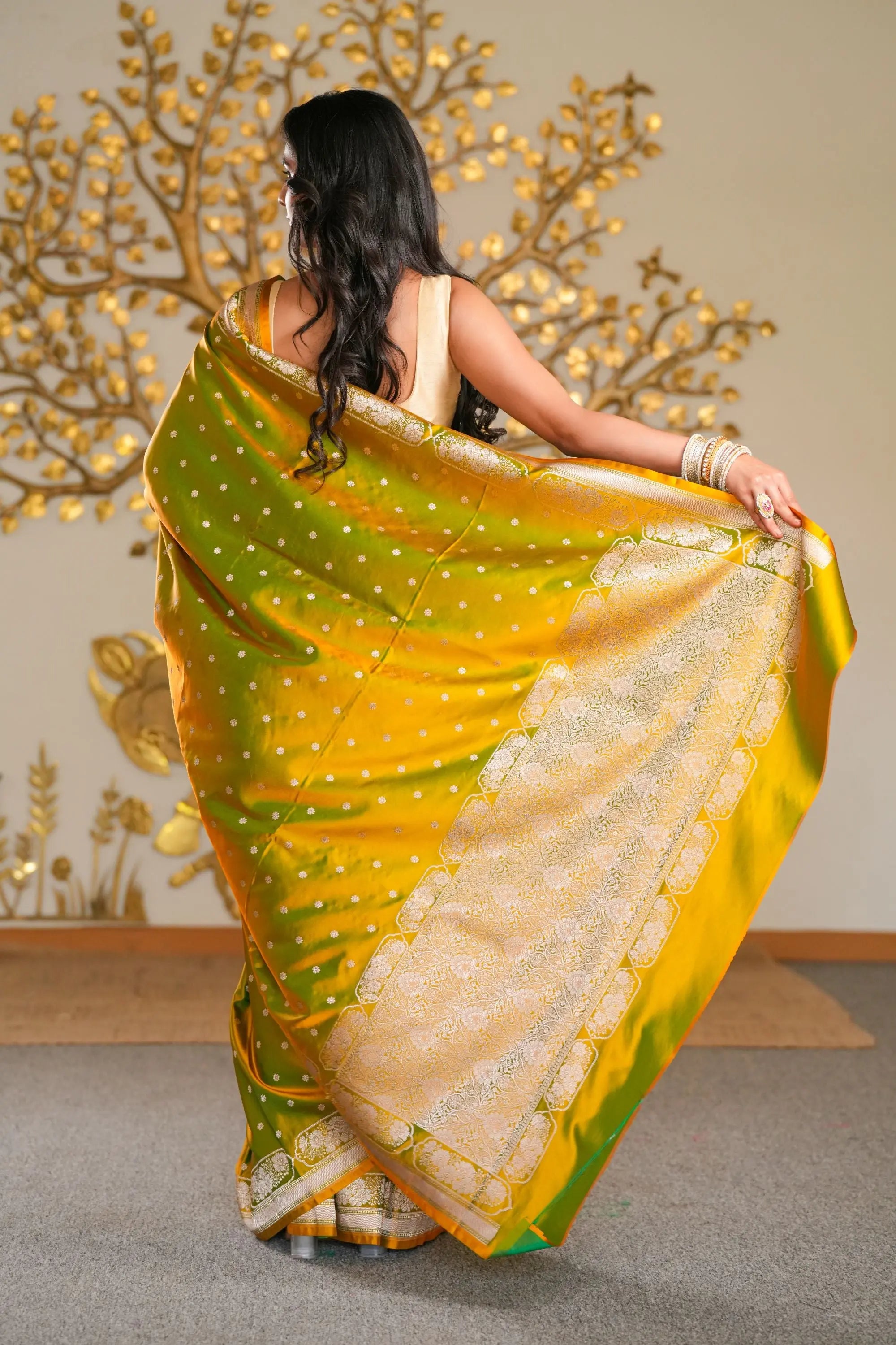 Image of Haritā : Mashru Katan Silk Banarasi Saree Sathiraa Sarees