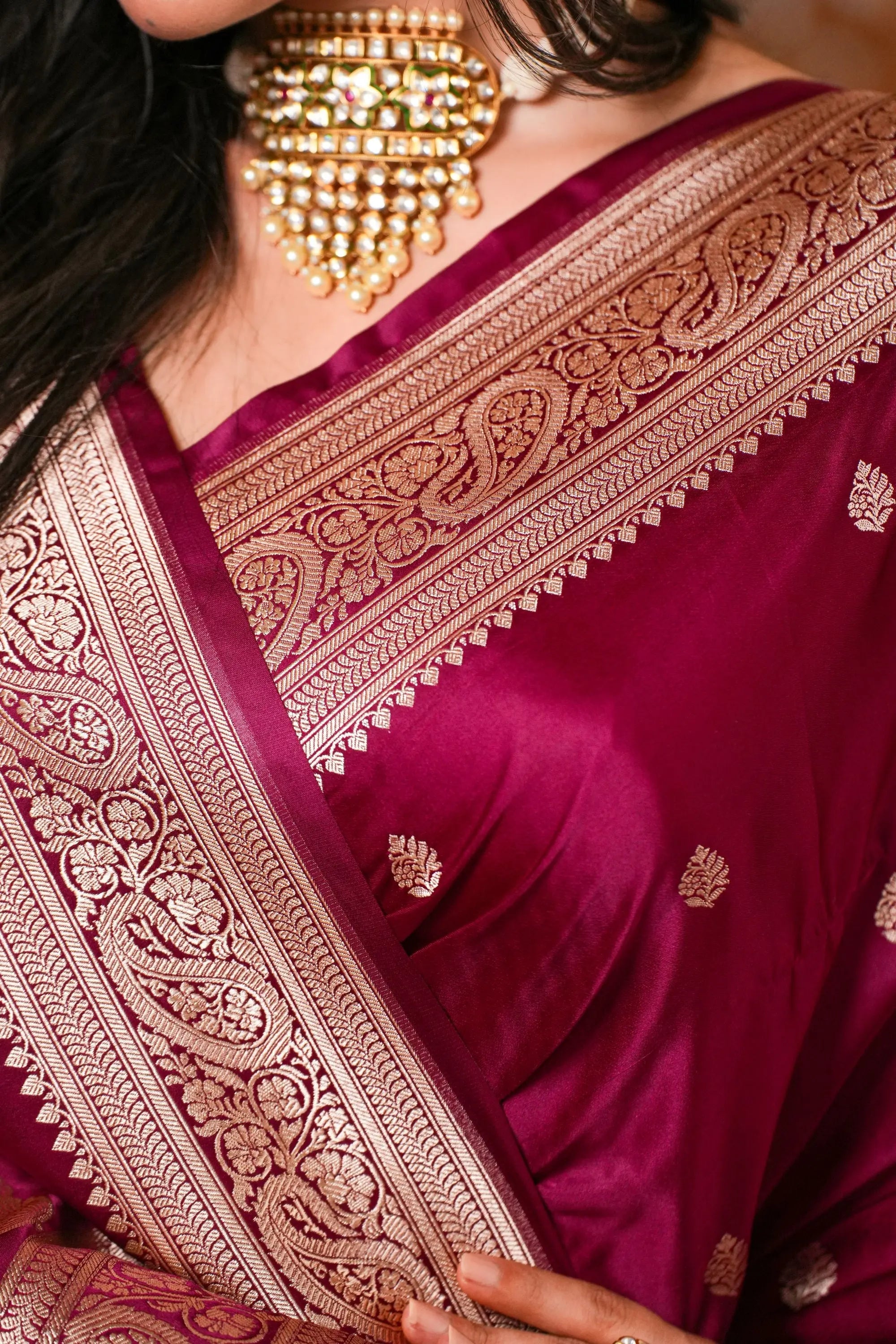 Image of Vaidehi : Maroon Mashru Silk Bananasi saree Sathiraa Sarees