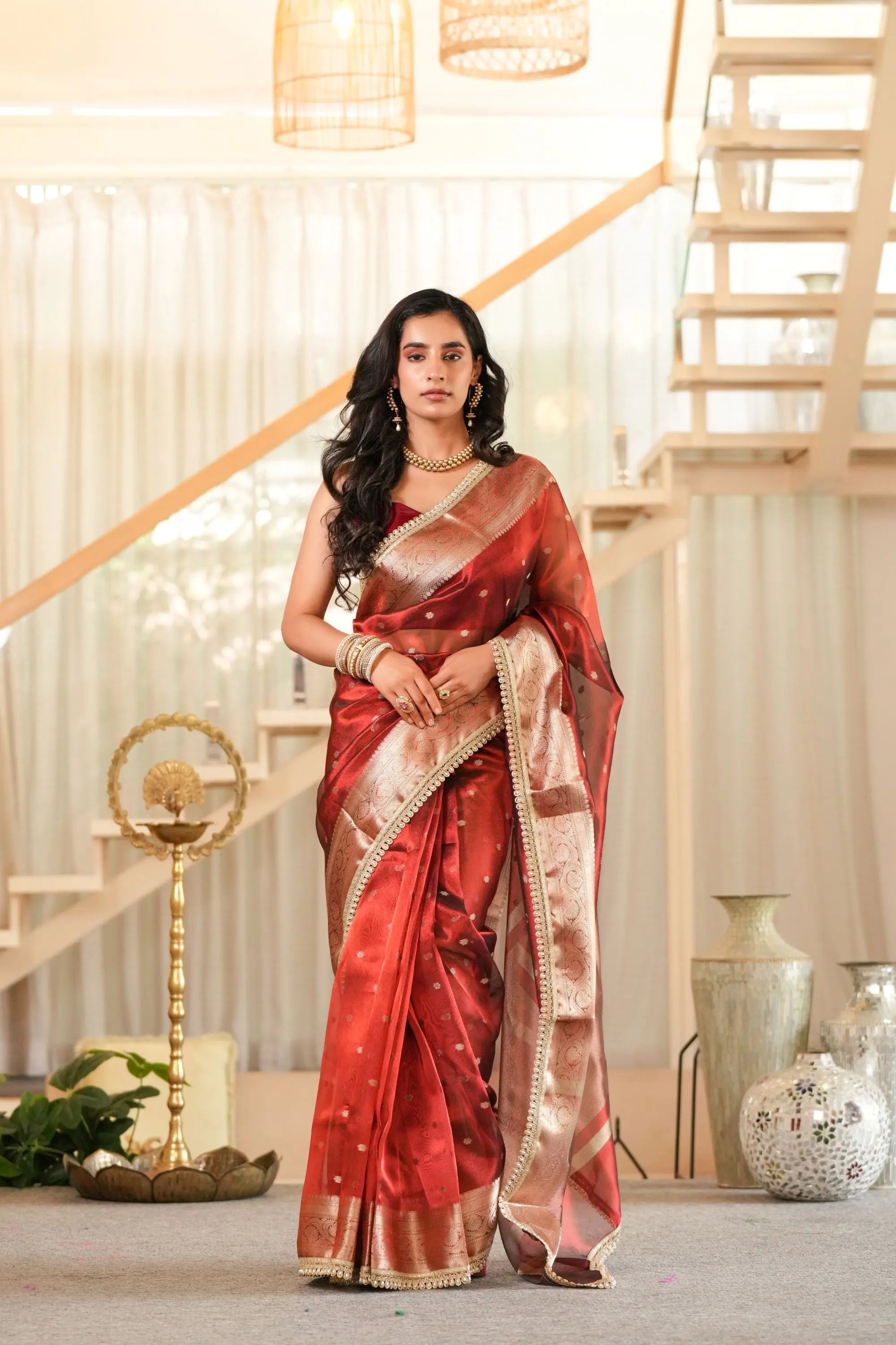Image of Suvrana : Ethnic Motifs Woven Design in Zari Organza Saree Sathiraa Sarees