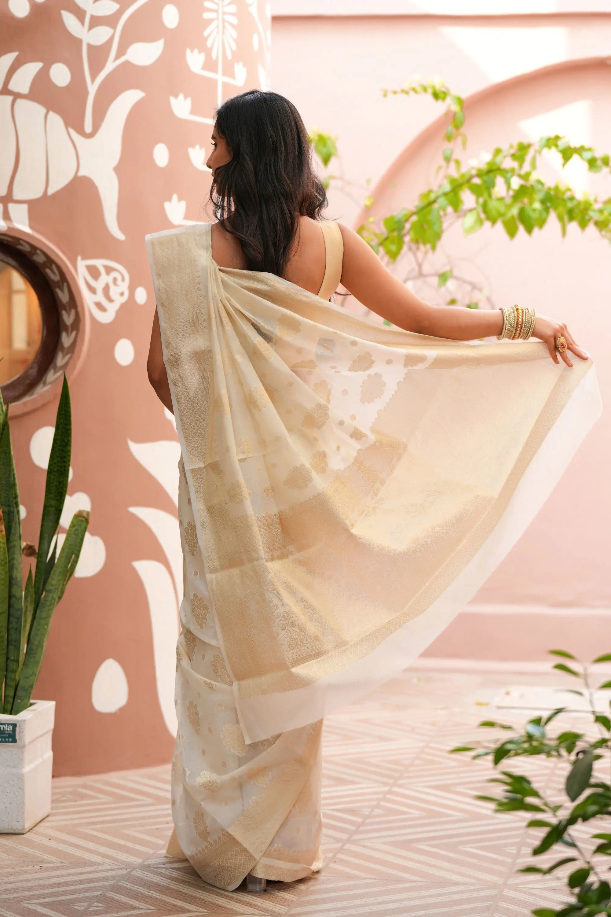 Image of Pratibha : Banarasi Silk off white woven Saree Sathiraa Sarees