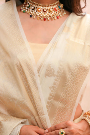 Pratibha : Banarasi Silk off white woven Saree Sathiraa Sarees