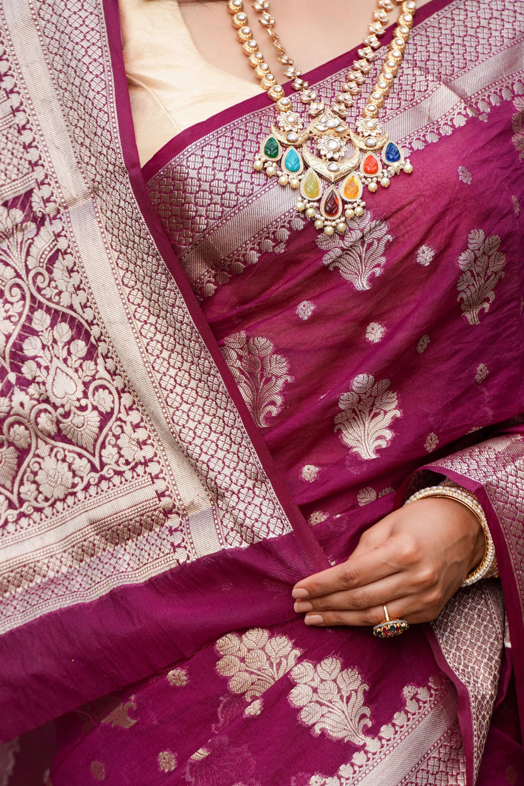 Image of Naira : Woven Design Zari Silk Blend in Heavy Banarsi Sathiraa Sarees