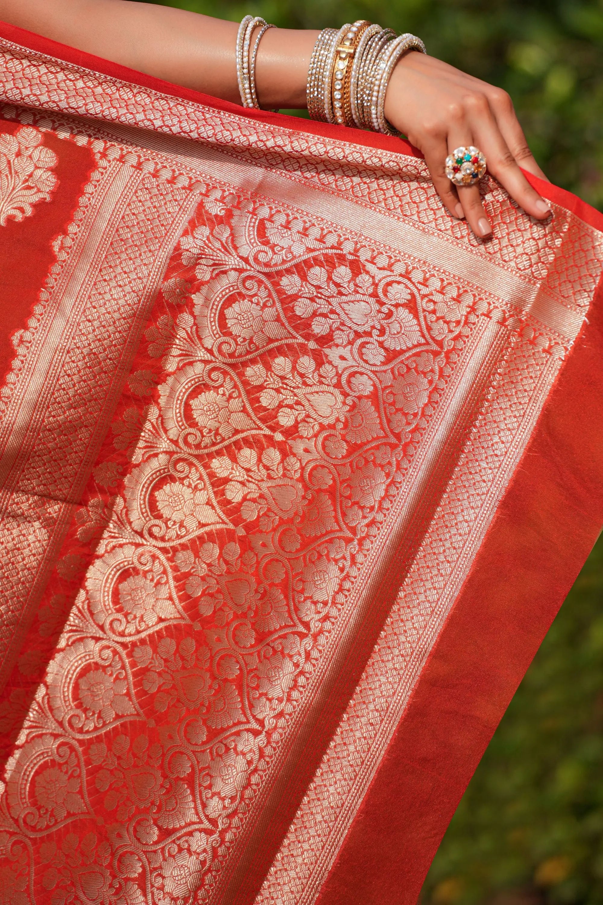 Image of Kavya : Woven Design Zari Silk Blend in Heavy Banarsi Sathiraa Sarees