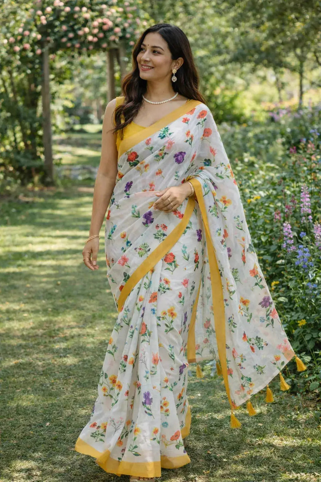 Image of Tarika Sathiraa Sarees